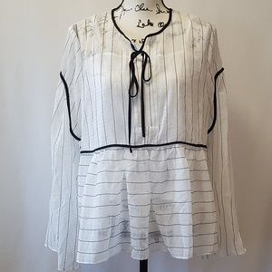 NWOT| DKNY| Black and white blouse